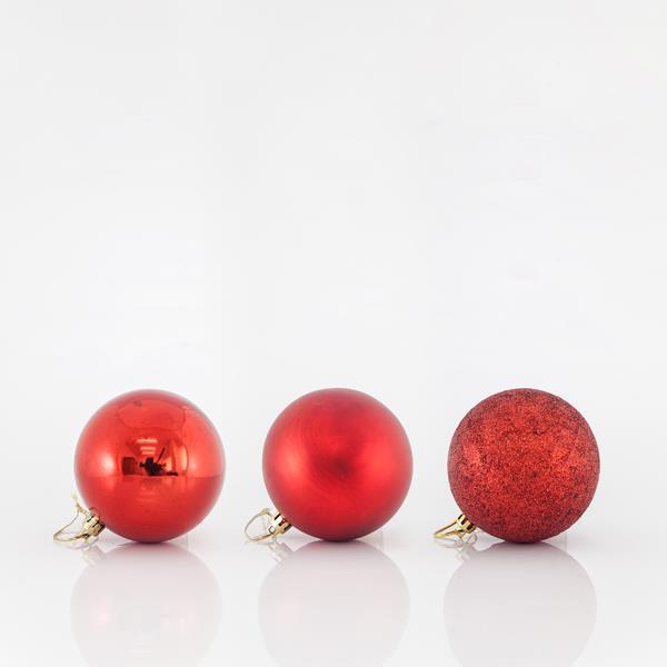 PLASTIC RED BALLS