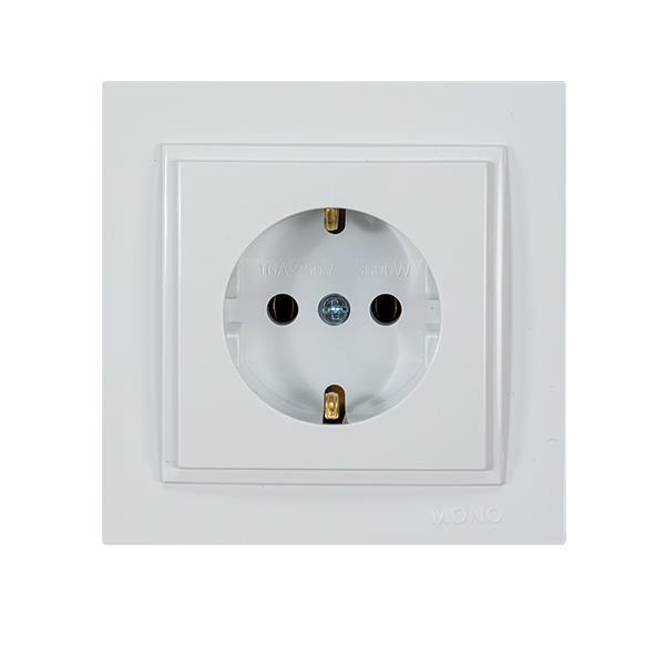 DESPINA SOCKET OUTLET EARTHED  WHITE