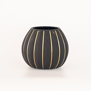 GLASS VASE