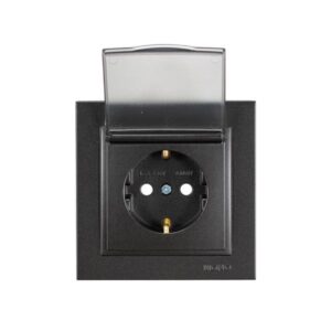 DESPINA CHILDPROOF SOCKET OUTLET EARTHED WITH COVER FUME