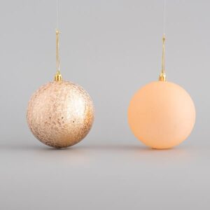 PLASTIC BALL