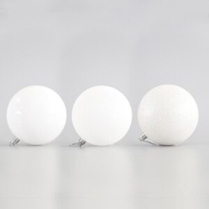 PLASTIC WHITE BALLS
